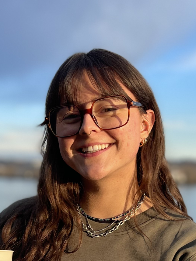 Myriam Pelletier : Administratif